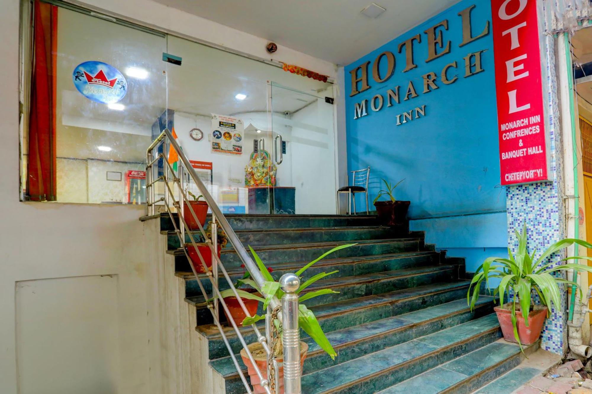 Hotel Monarch Inn Λάκναου Εξωτερικό φωτογραφία