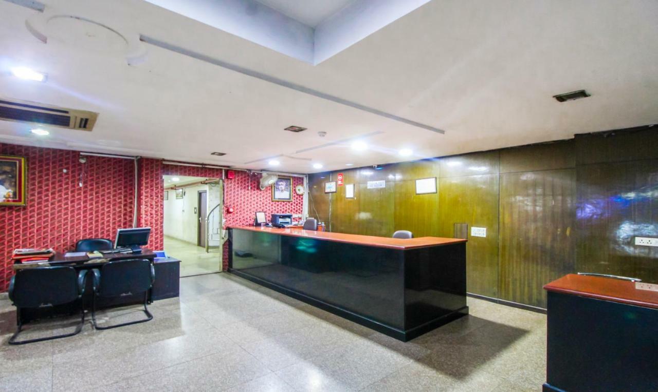 Hotel Monarch Inn Λάκναου Εξωτερικό φωτογραφία